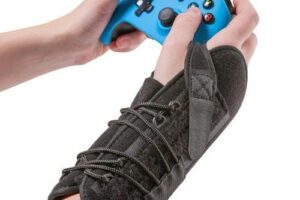 Gamer wrist brace